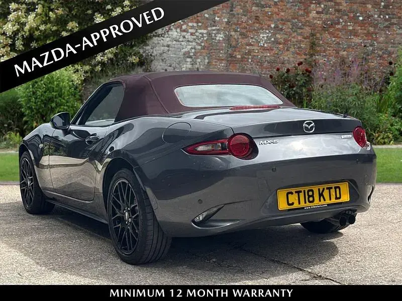Used Mazda MX5 Inclusive 160 HP (117 kW) 2018 Grey Cabriolet