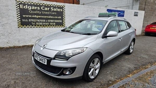 Silver Used 2013 Renault Mégane GrandTour Dynamique Estate | £3,999 (Fair price) - Image 1/4