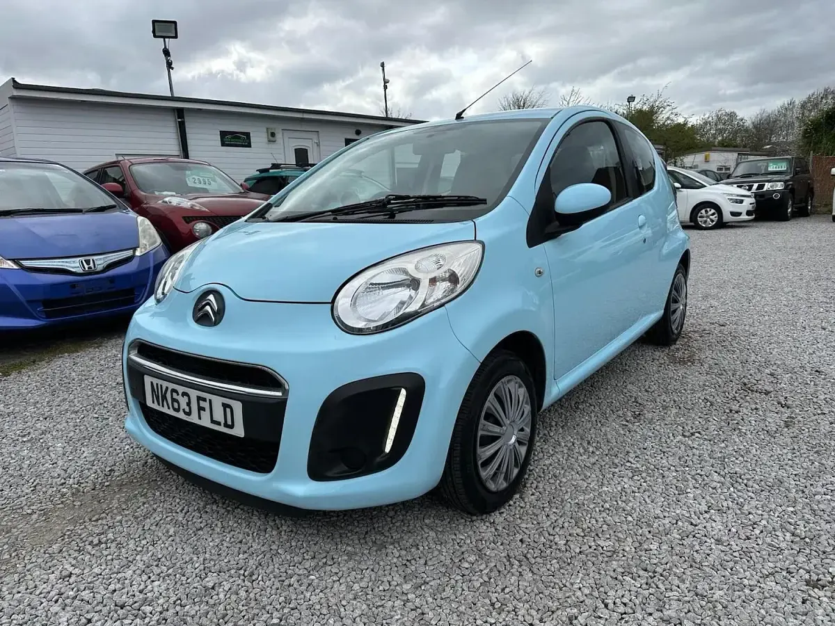 Used Citroën C1 VTR Sport 68 HP (50 kW) 2013 Blue Hatchback