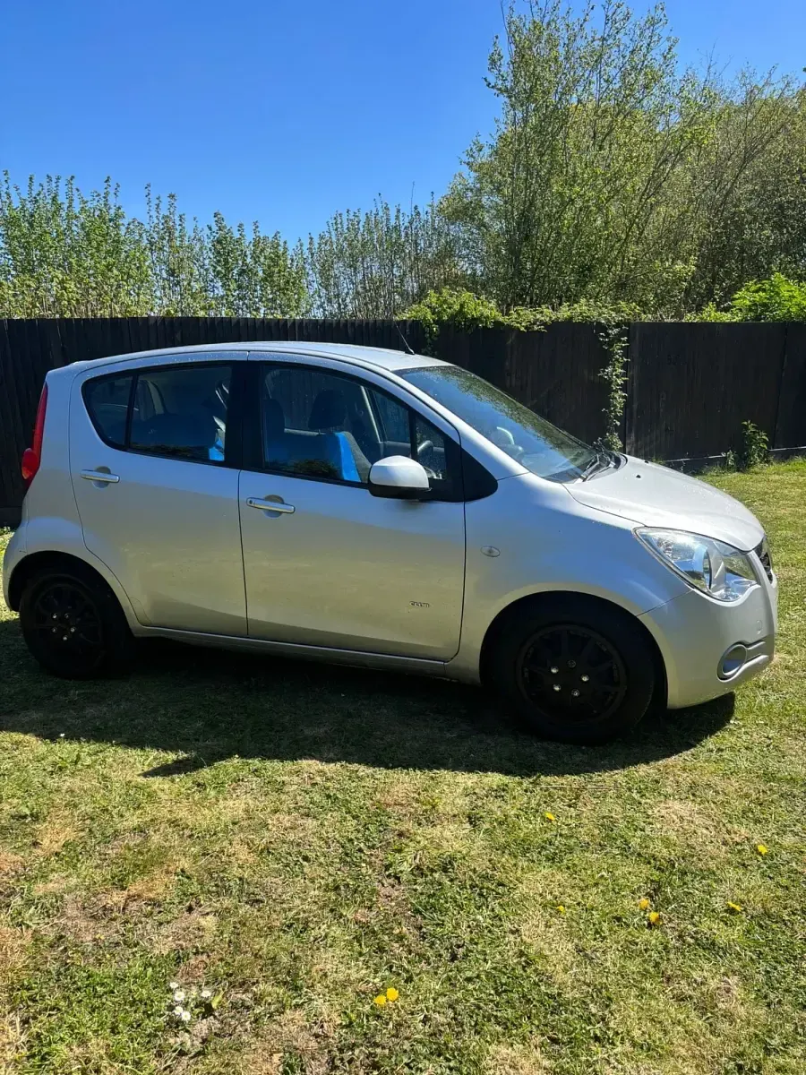 Usata Vauxhall Agila Club 2008 Argento Monovolume