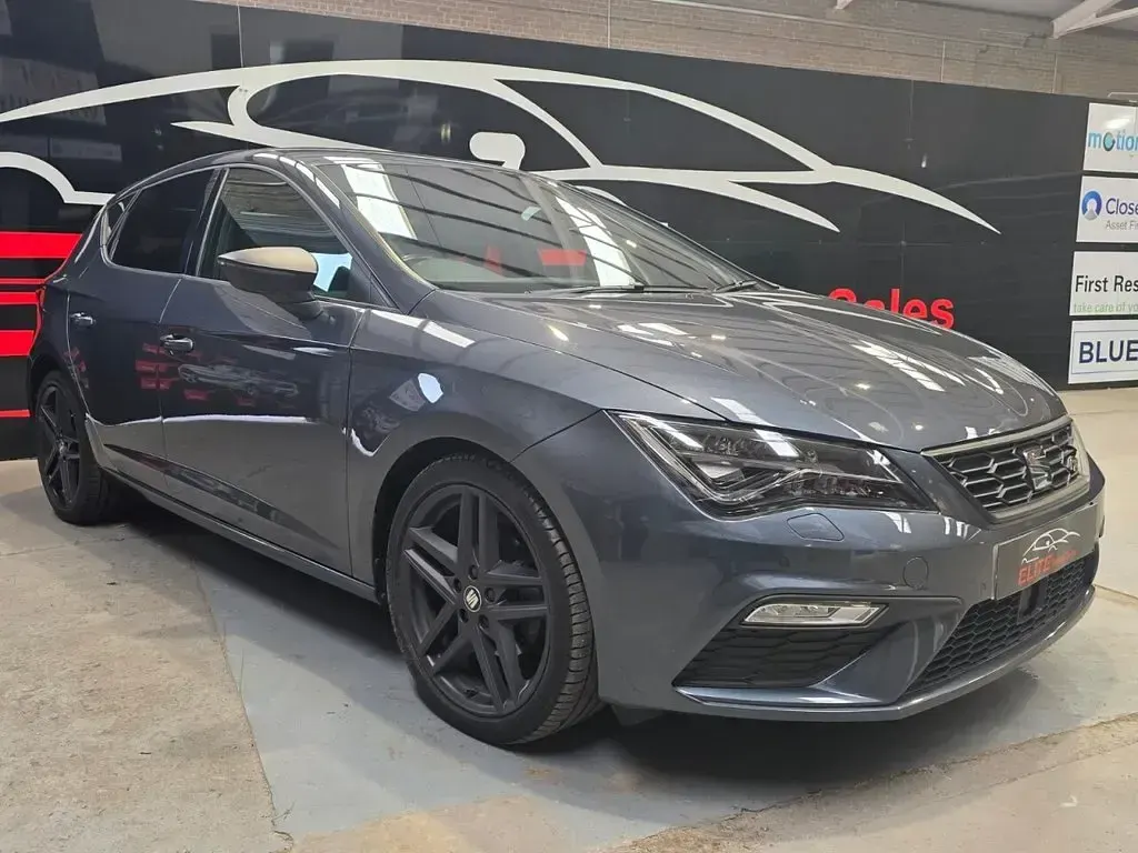 Used Seat Leon Black Edition 150 HP (110 kW) 2020 Grey Hatchback