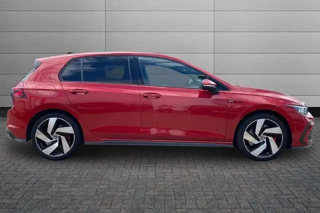 Used VW Golf VIII GTI 245 HP (180 kW) 2024 Red Hatchback