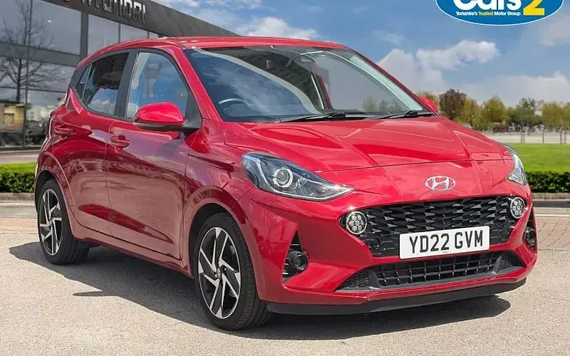 Used Hyundai i10 Premium 84 HP (61 kW) 2022 Hatchback
