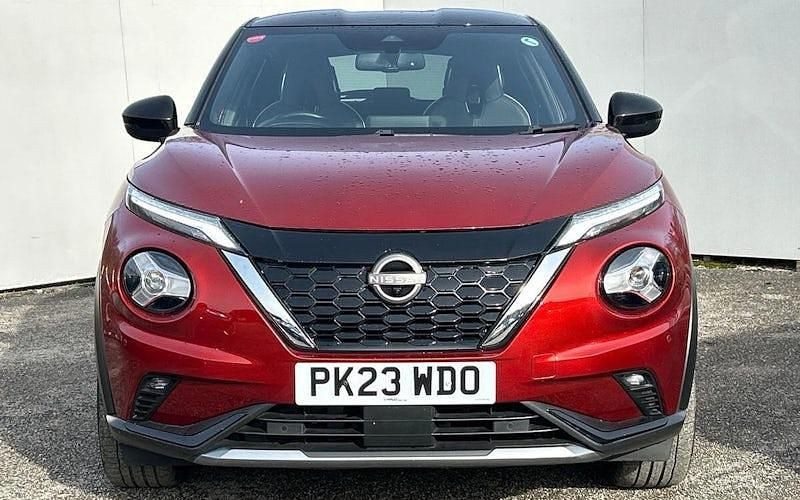 Used Nissan Juke Tekna+ 143 HP (105 kW) 2023 Red SUV