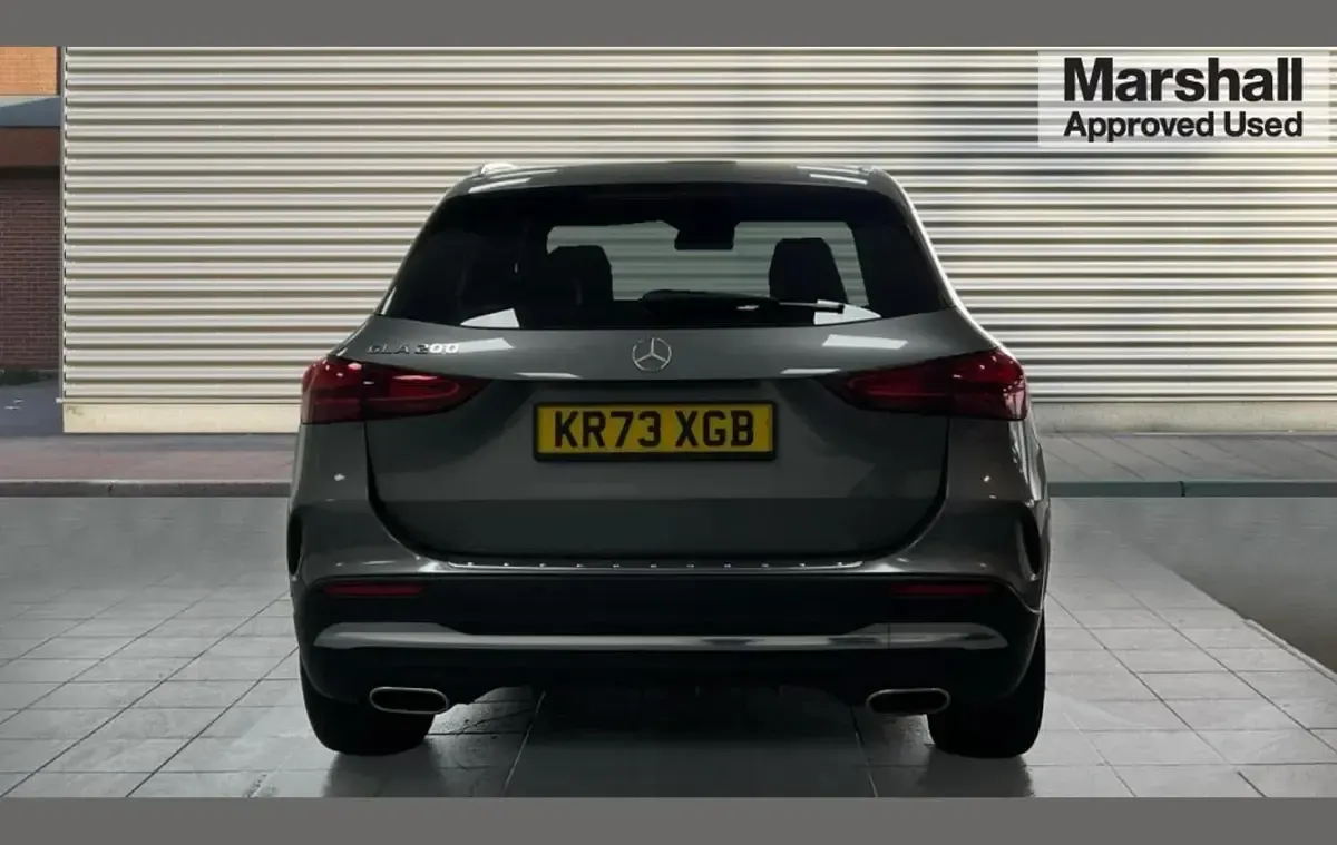 Used Mercedes GLA200 Executive 163 HP (119 kW) 2023 Grey SUV