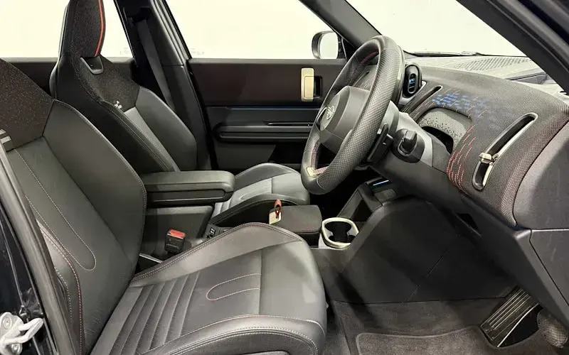 Used Mini Countryman Sport 170 HP (125 kW) 2025 Grey SUV