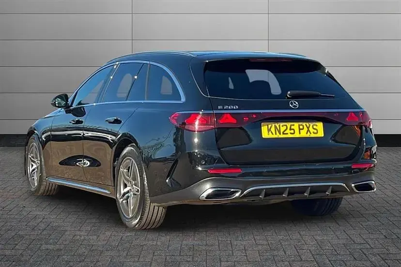 Used Mercedes E200 AMG line 204 HP (150 kW) 2025 Obsidian black Estate