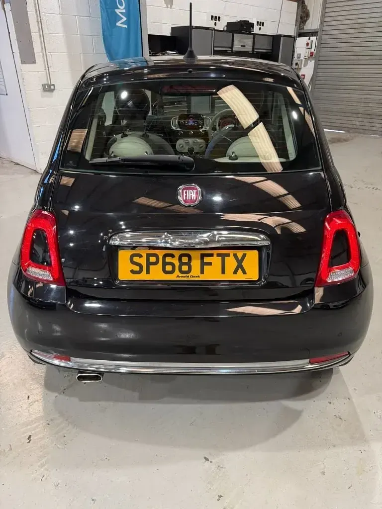 Used Fiat 500 Lounge 69 HP (50 kW) 2018 Black Hatchback