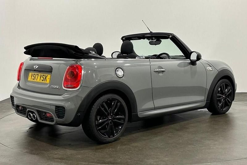 Second-hand Mini John Cooper Works Cabriolet 192 CP (141 kW) 2017 Gri Cabrio