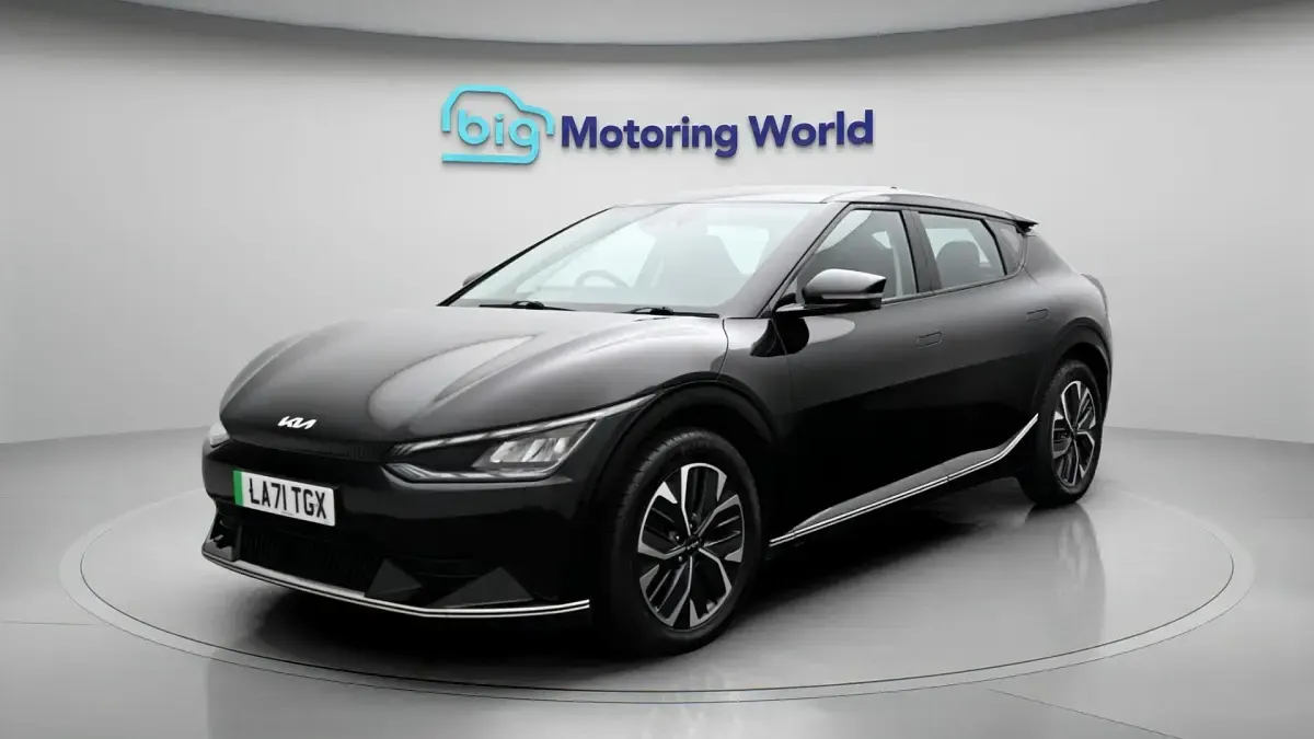 Używany Kia EV6 Air 167 kW (228 KM) 2022 Czarny SUV