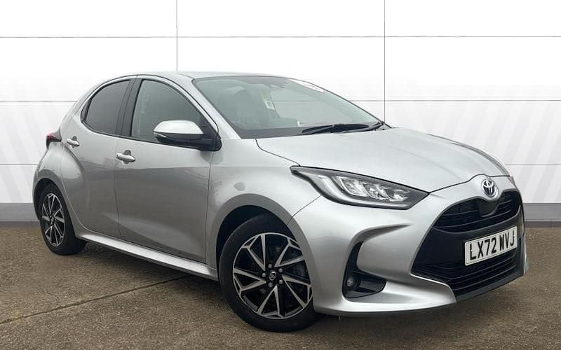 Used 2026 Toyota Yaris Hybrid Design Hatchback | £17,048 (Super price) - Image 1/4