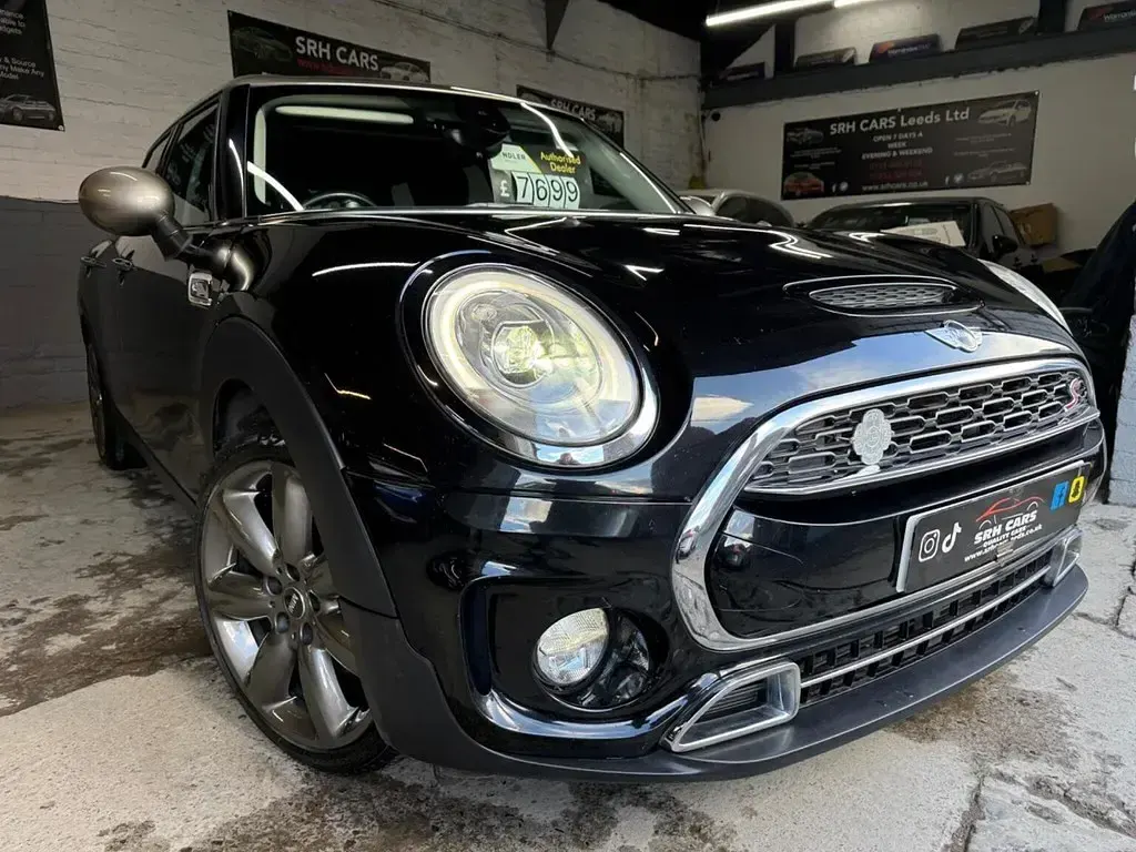 Used Mini Cooper Clubman 2016 Black Estate
