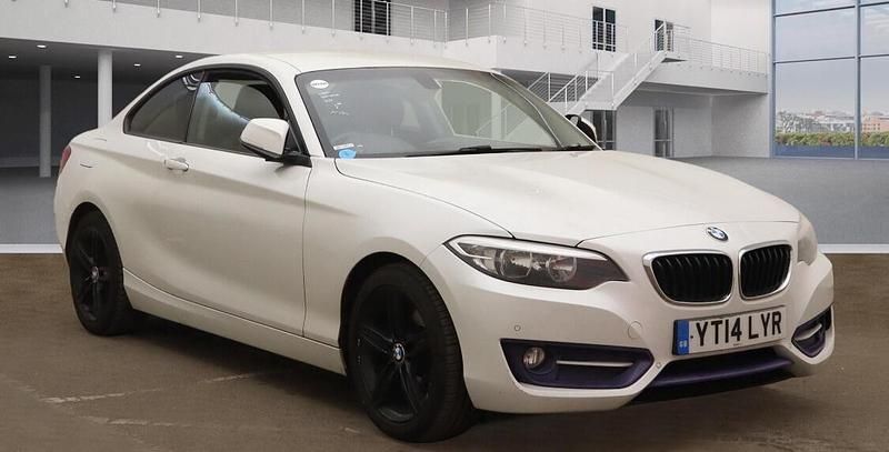 White Used 2014 BMW 220 Sport Line Coupe | £3,690 - Image 1/3
