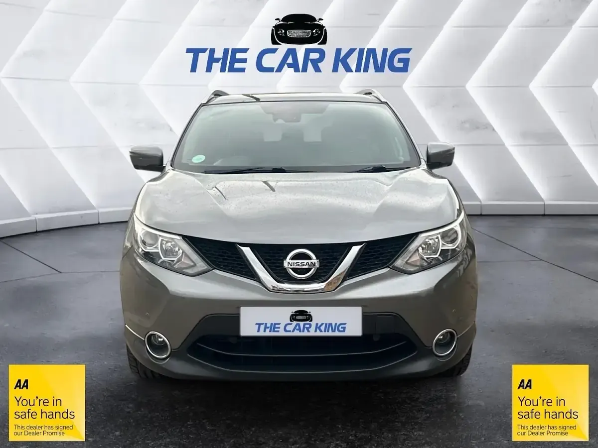 Used Nissan Qashqai N-Vision 130 HP (95 kW) 2017 Grey SUV