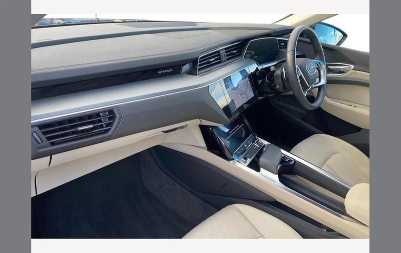 Used Audi e-tron Advanced 230 kW (313 HP) 2022 Black SUV