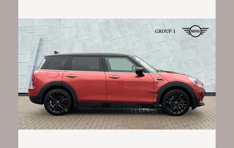 Used Mini Cooper Clubman Classic 136 HP (100 kW) 2022 Red Estate