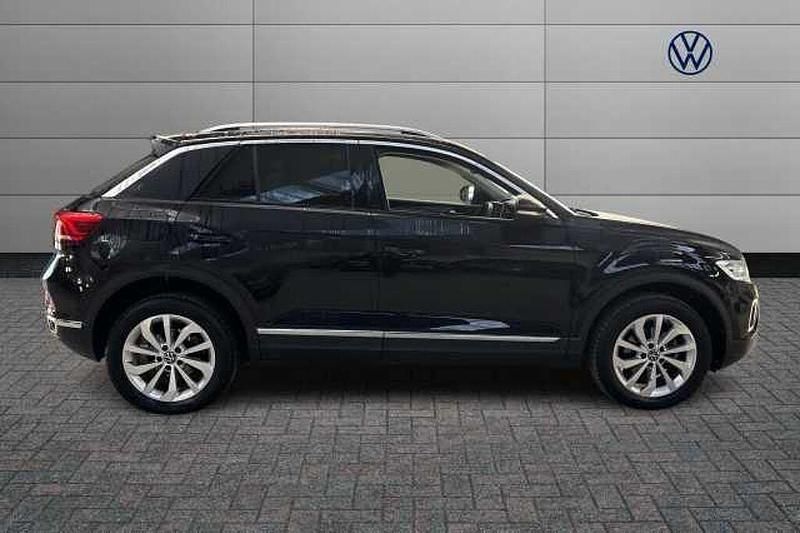 Używany VW T-Roc Style 150 KM (110 kW) 2023 Czarny SUV