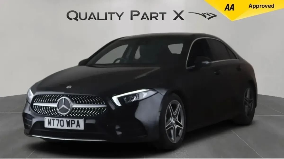 Second-hand Mercedes A200 AMG line 163 CP (119 kW) 2020 Negru Berlinǎ