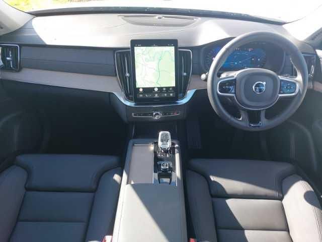 Used Volvo XC90 Plus 250 HP (183 kW) 2025 White SUV