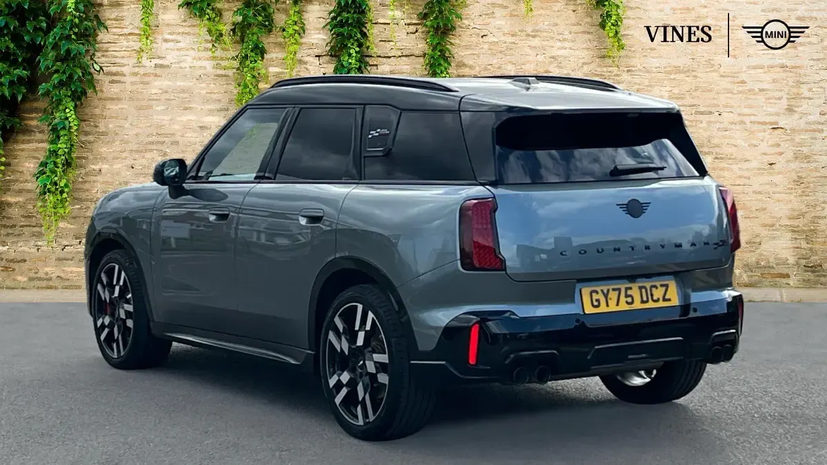 Used Mini John Cooper Works Countryman 296 HP (217 kW) 2025 Green SUV