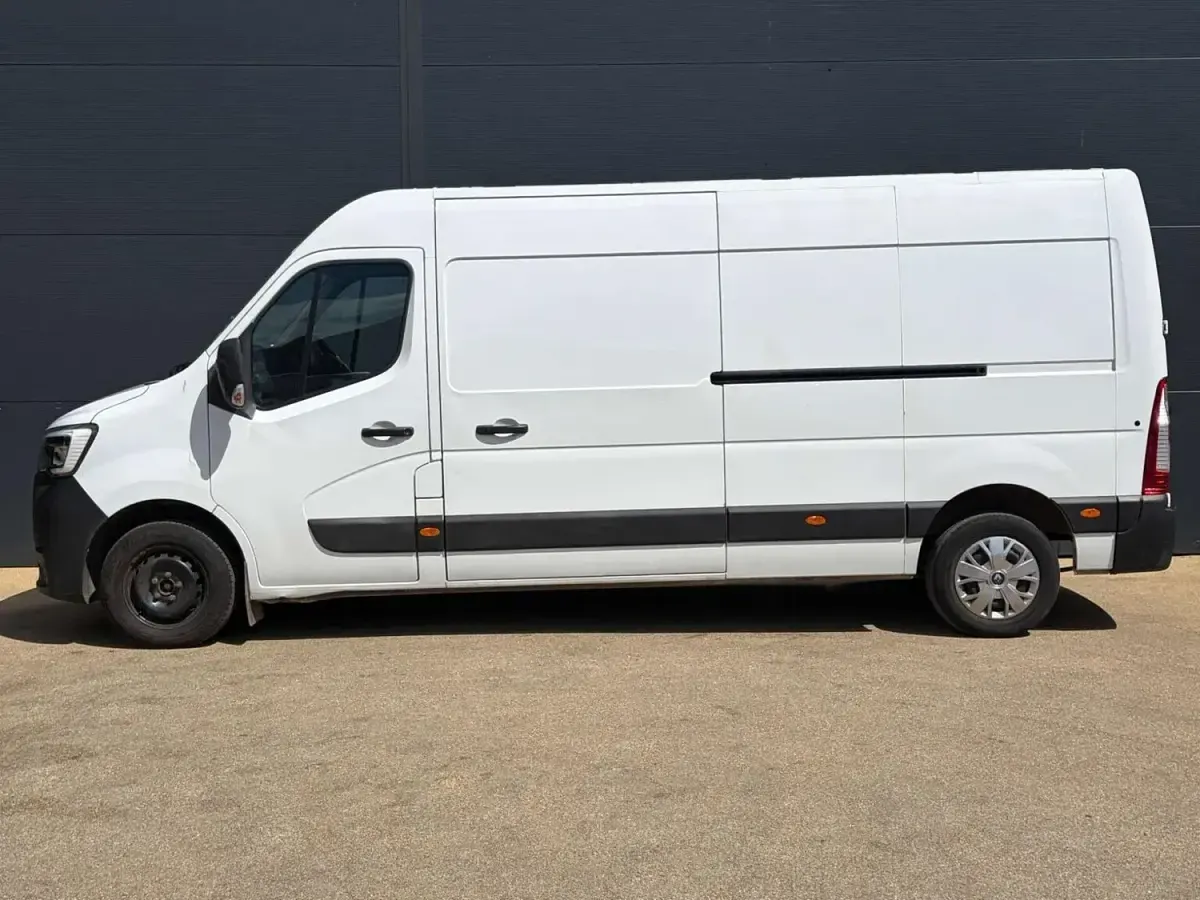 Usado Renault Master Business 2022 Blanco Monovolumen