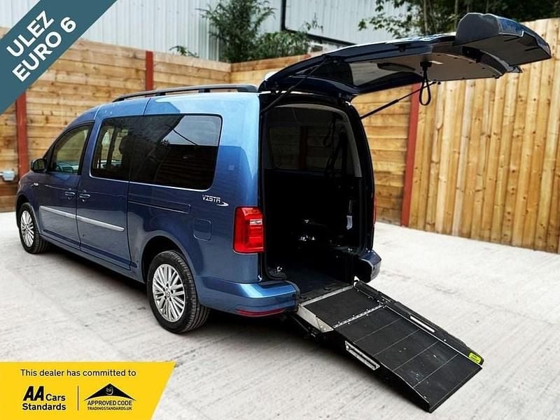 Blue Used 2018 VW Caddy Maxi Life Life MPV | £16,945 (Fair price) - Image 1/3