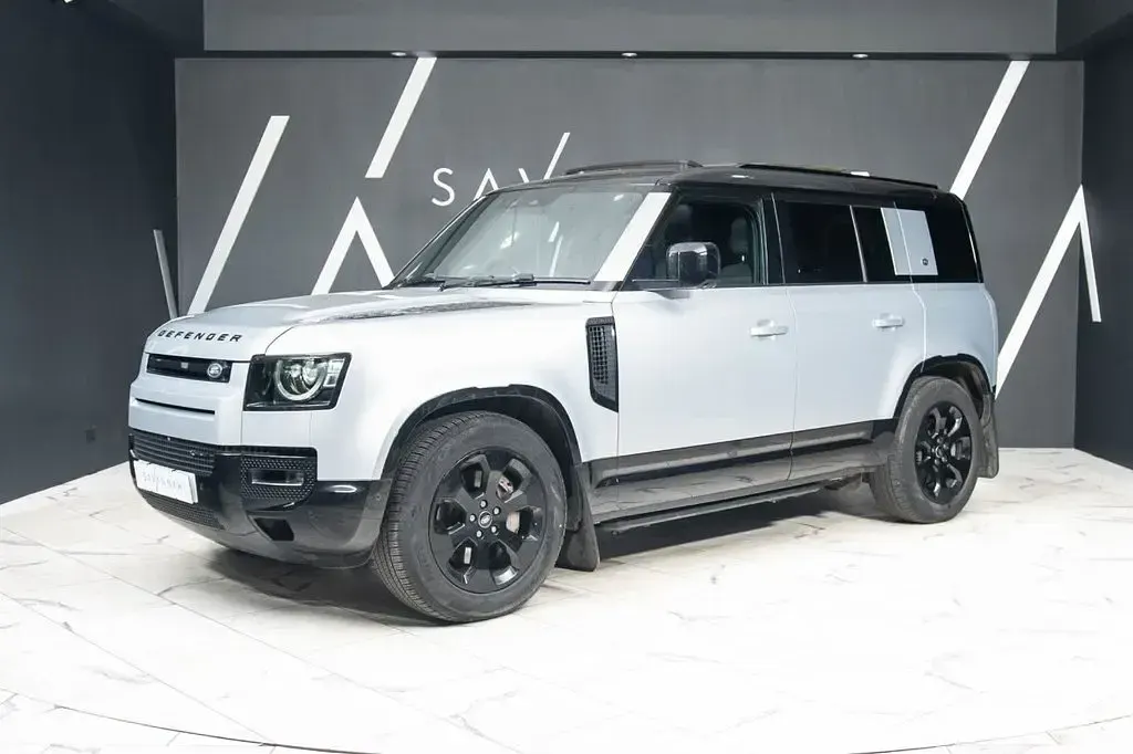 Used Land Rover Defender HSE Dynamic 300 HP (220 kW) 2022 Silver SUV