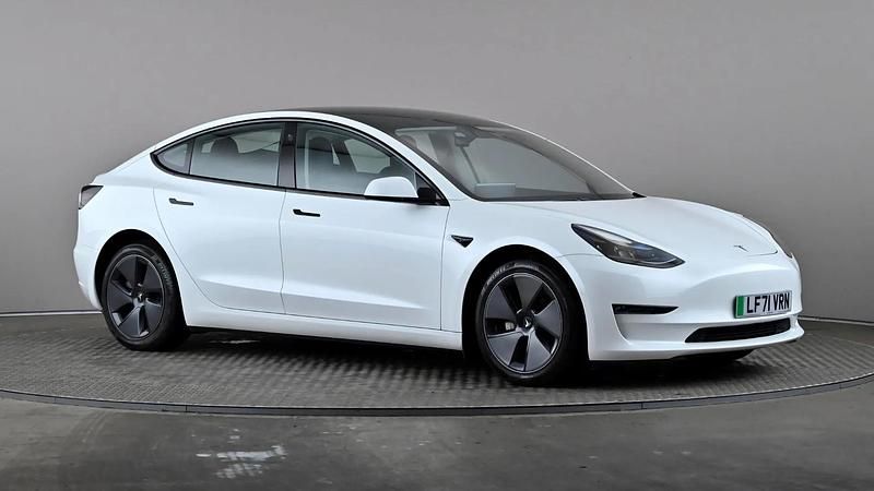 White Used 2021 Tesla Model 3 Long Range AWD Sedan | £27,498 - Image 1/4