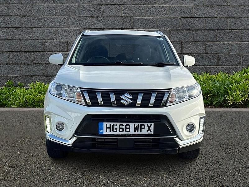 Used Suzuki Vitara SZ-T 112 HP (82 kW) 2019 White SUV