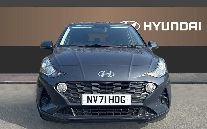 Used Hyundai i10 SE 67 HP (49 kW) 2023 Hatchback