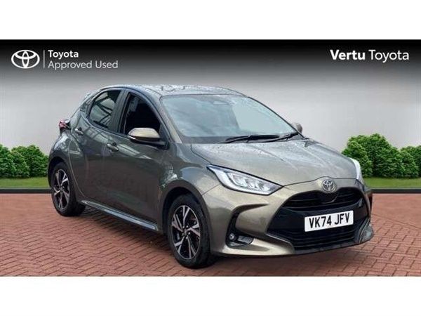 Used 2024 Toyota Yaris Design Hatchback | £19,371 (Good price) - Image 1/4