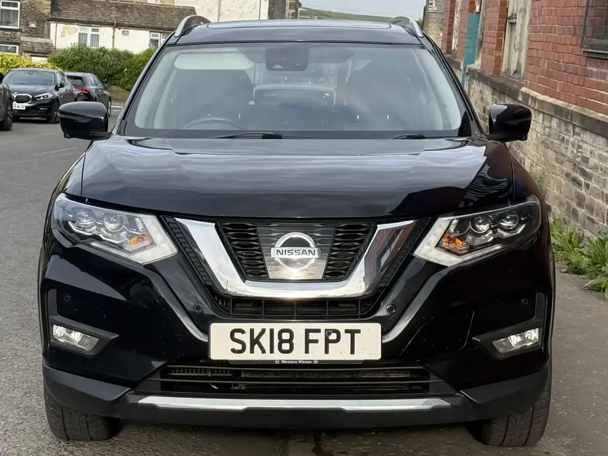 Used Nissan X-Trail Tekna 163 HP (119 kW) 2018 Black SUV