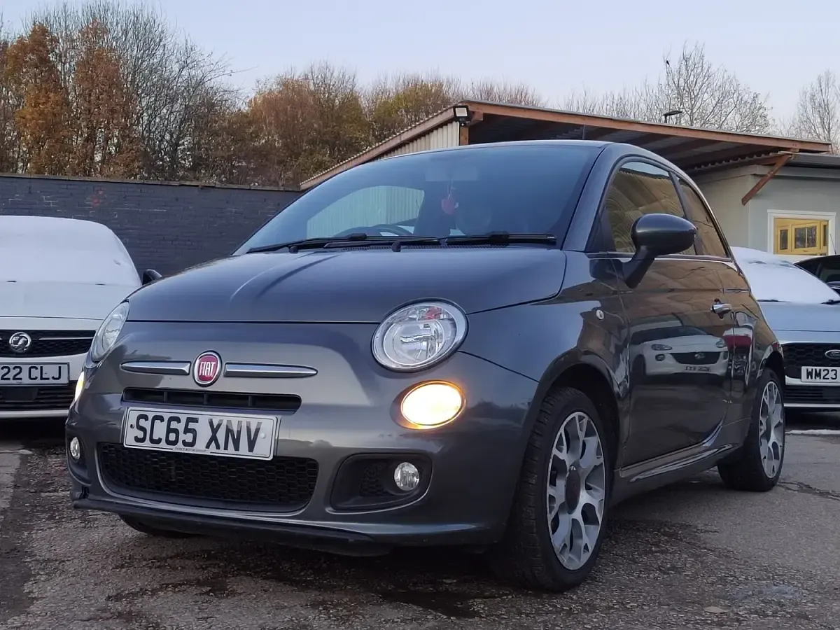Begagnad Fiat 500 S 68 HK (50 kW) 2015 Grå Halvkombi