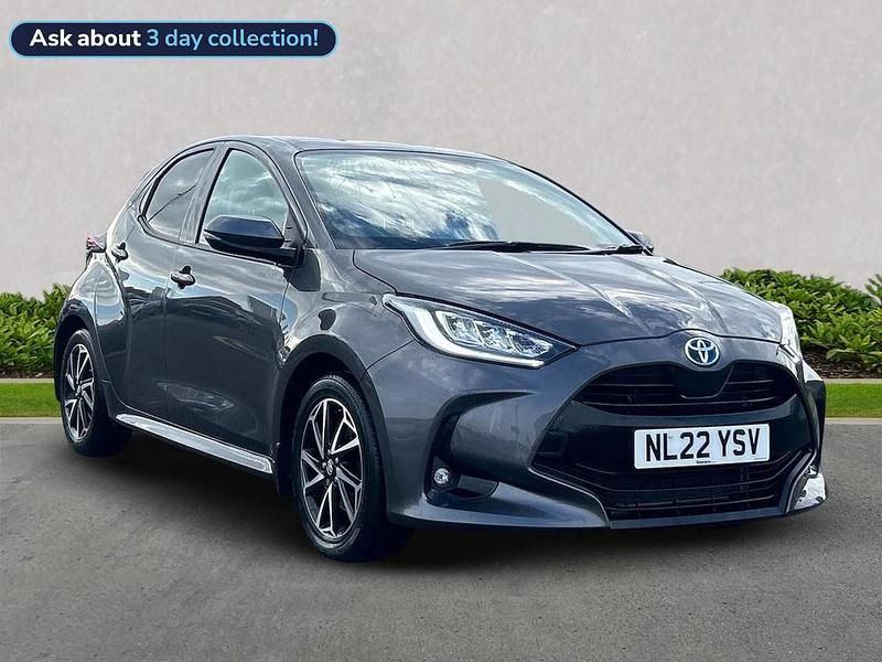 Grey Used 2022 Toyota Yaris Hybrid Design Hatchback | £15,350 (Good price) - Image 1/4