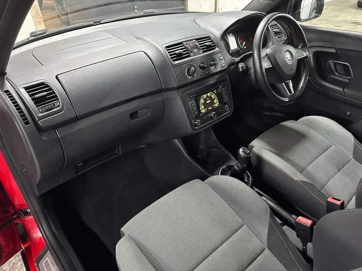 Used Skoda Fabia Monte Carlo 105 HP (77 kW) 2013 Red Estate