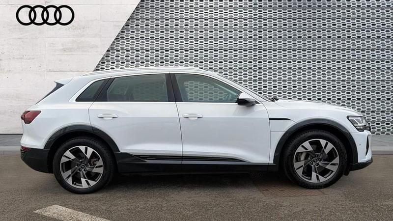 Used Audi Q8 e-tron Sport 250 kW (340 HP) 2023 White SUV