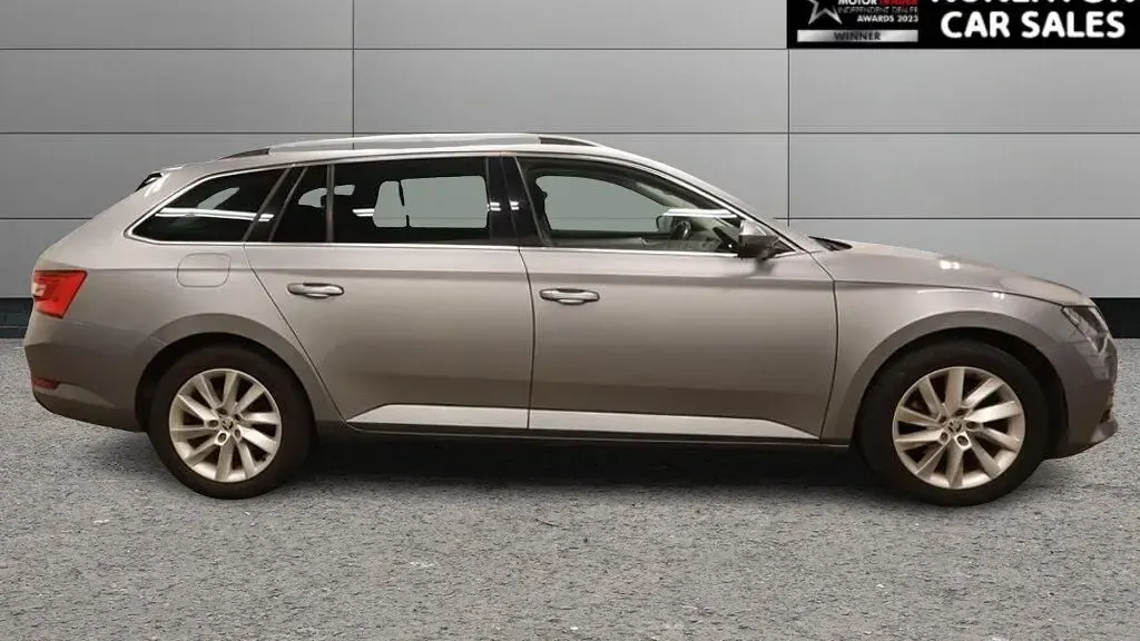 Used Skoda Superb SE Technology 218 HP (160 kW) 2020 Grey Estate