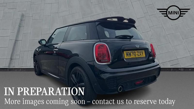 Used Mini Cooper Hatch 134 HP (98 kW) 2020 Black Hatchback