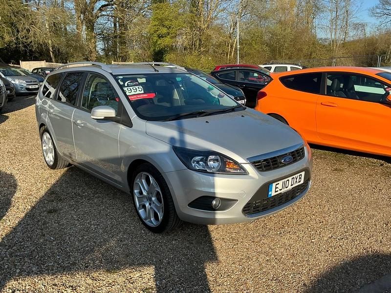 Used Ford Focus Titanium 134 HP (98 kW) 2010 Silver Estate