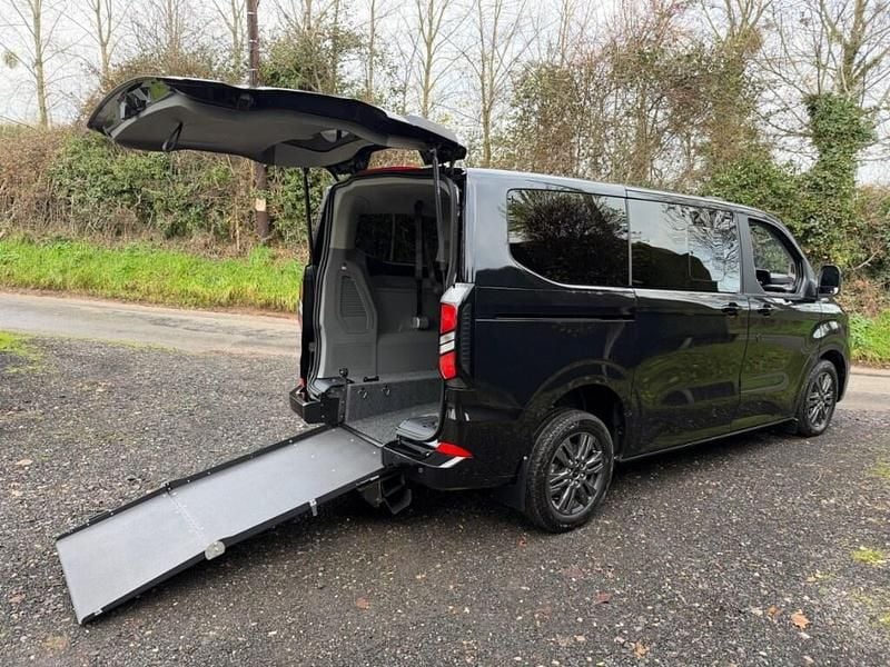 Used Ford Tourneo Custom Titanium 136 HP (100 kW) 2025 Black Van