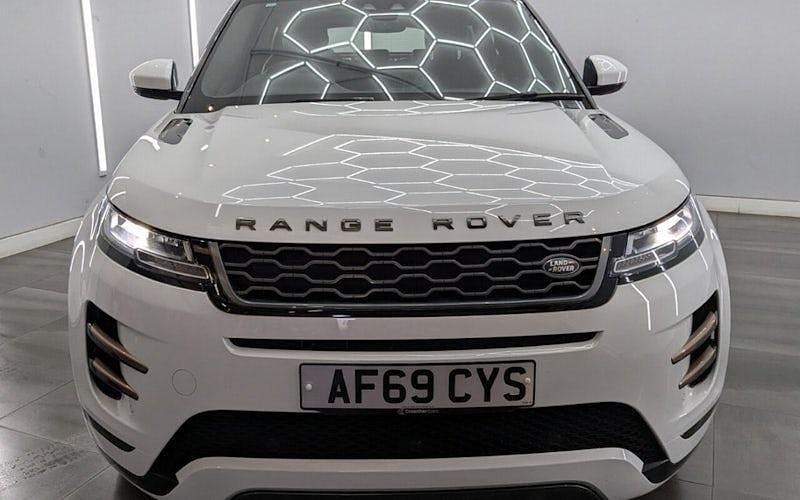 Used Land Rover Range Rover evoque R-Dynamic 152 HP (111 kW) 2019 White SUV