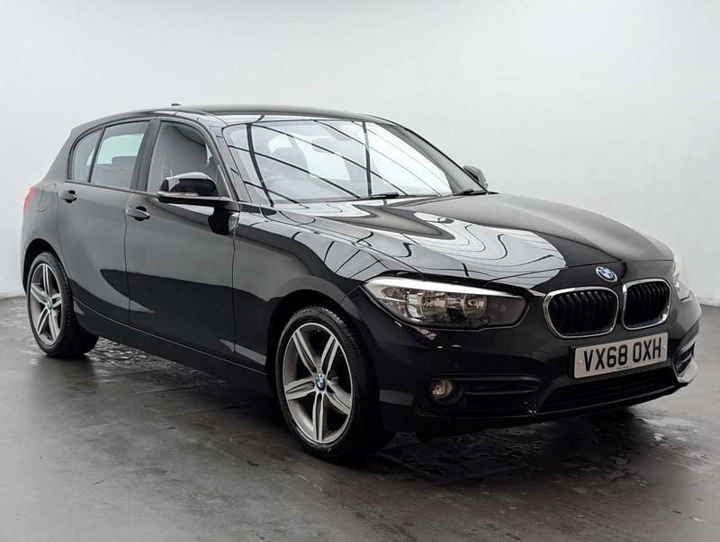 Used BMW 118 Sport Line 136 HP (100 kW) 2018 Black Hatchback