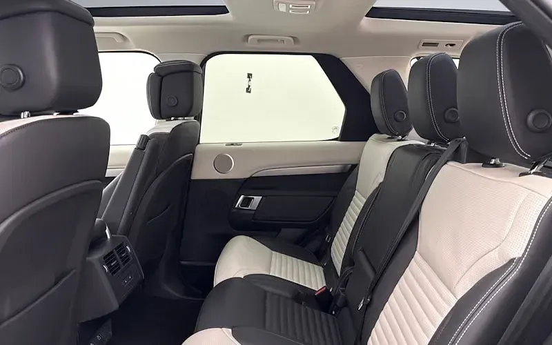 Used Land Rover Discovery 5 HSE Dynamic 349 HP (256 kW) 2025 SUV
