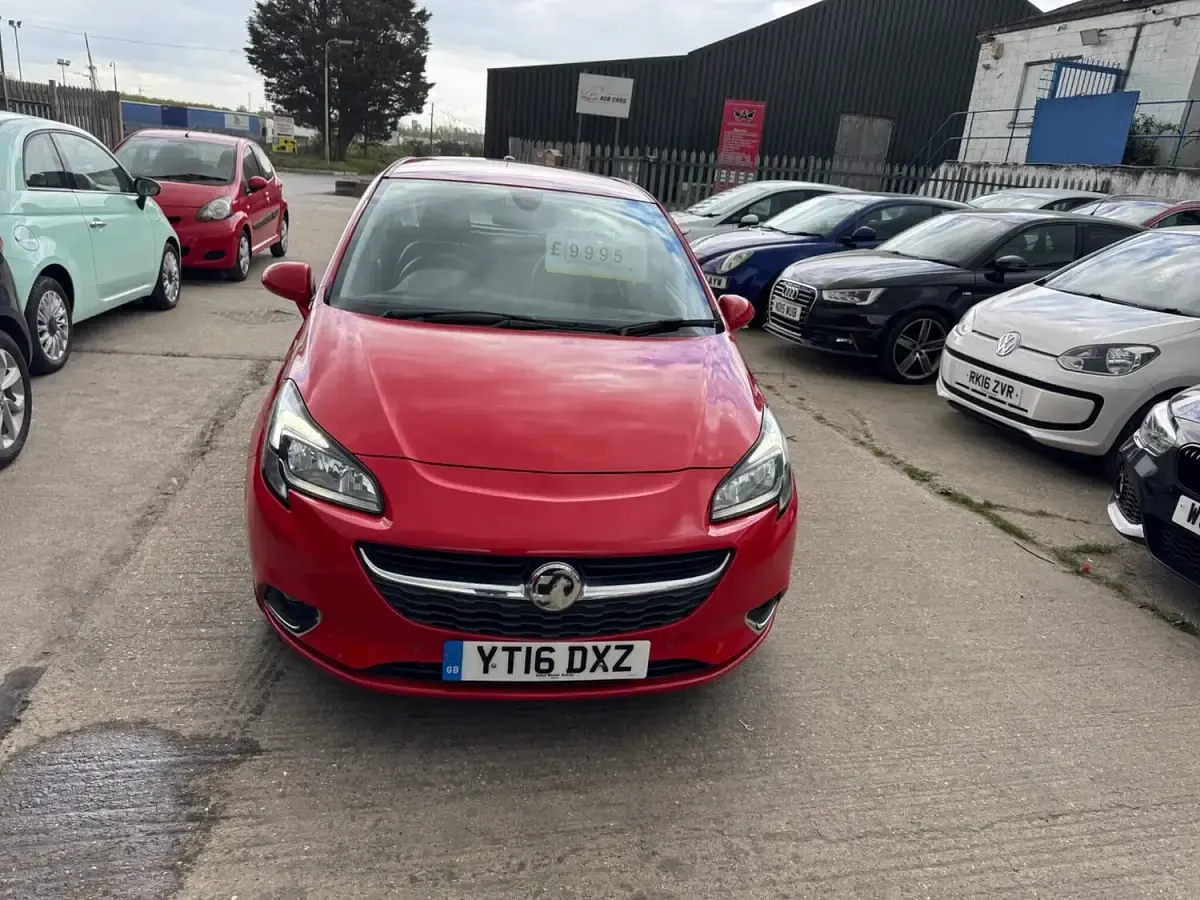 Used Vauxhall Corsa 90 HP (66 kW) 2016 Red Hatchback