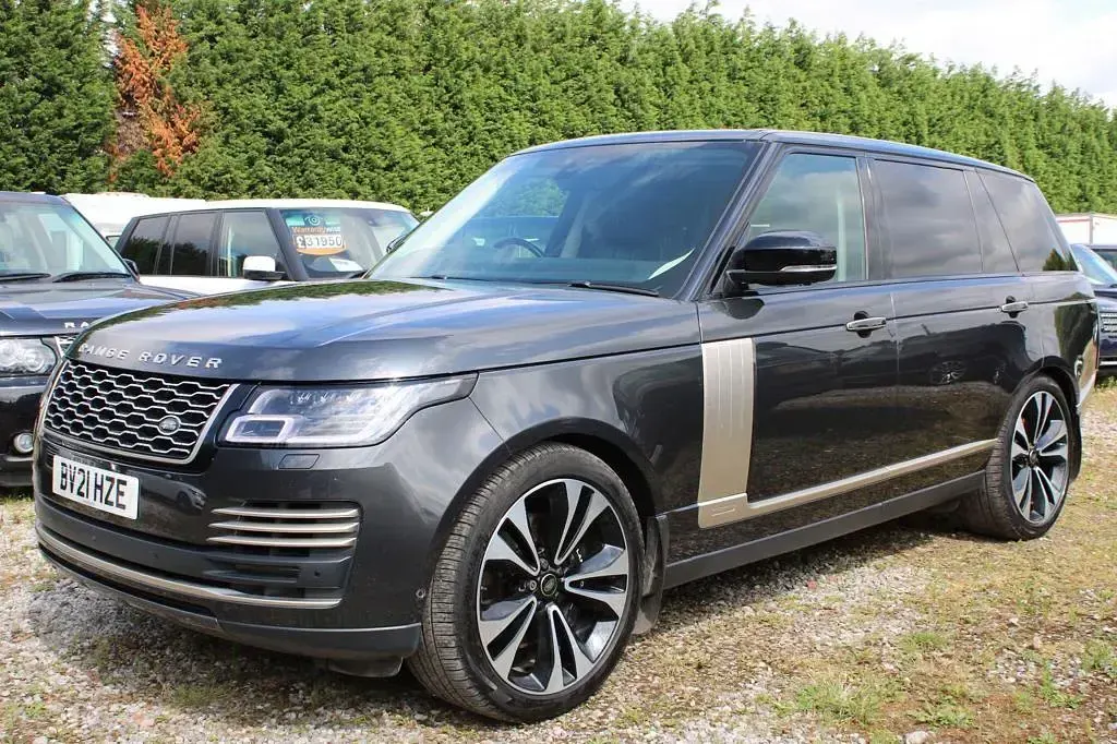 Used Land Rover Range Rover SVAutobiography 350 HP (257 kW) 2021 Grey SUV