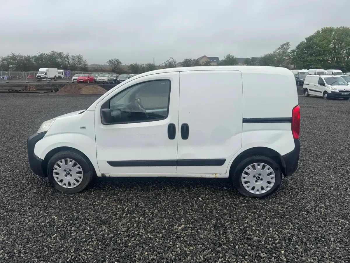 Używany Citroën Nemo Start 75 KM (55 kW) 2014 Biały Minivan
