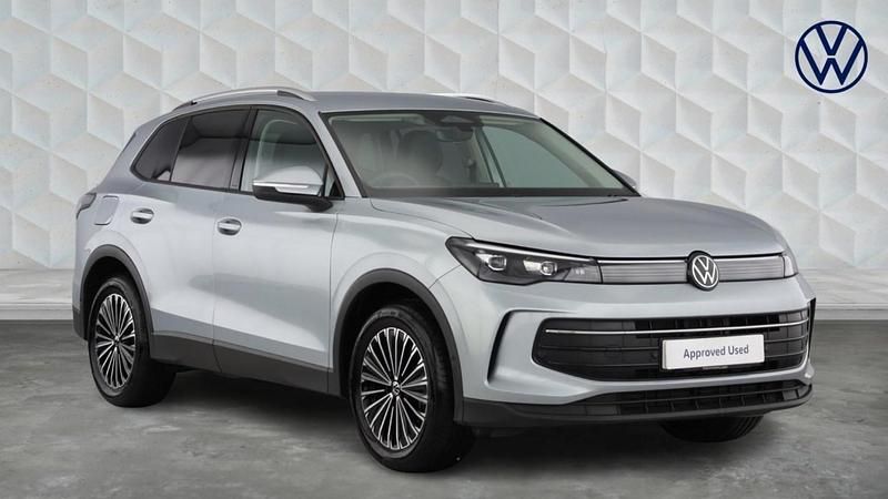 Used VW Tiguan Match 2025 Silver SUV