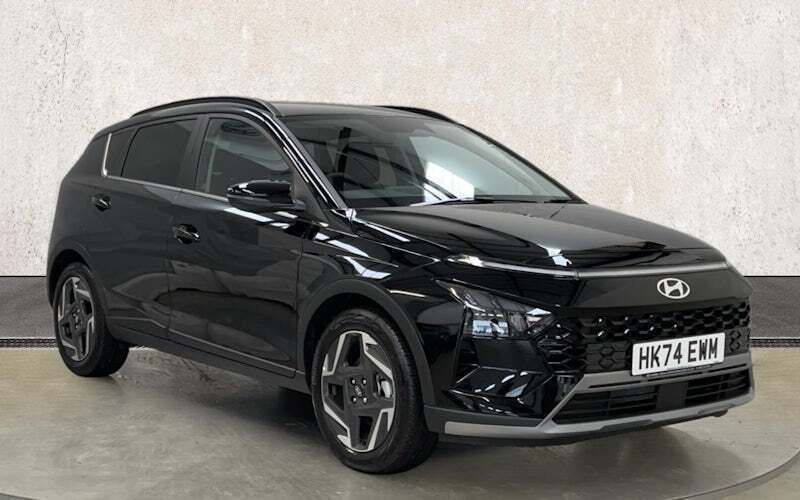 Black New 2024 Hyundai Bayon Premium SUV | £18,333 (Good price) - Image 1/4