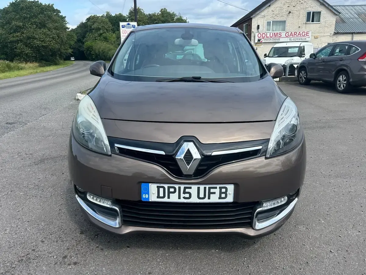 Used Renault Scénic Dynamique 2015 Bronze MPV