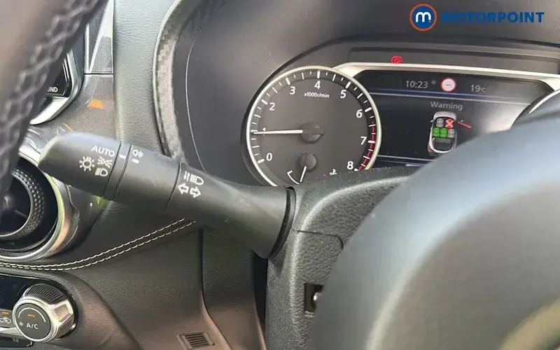 Used Nissan Juke N-Connecta 114 HP (83 kW) 2023 Grey SUV